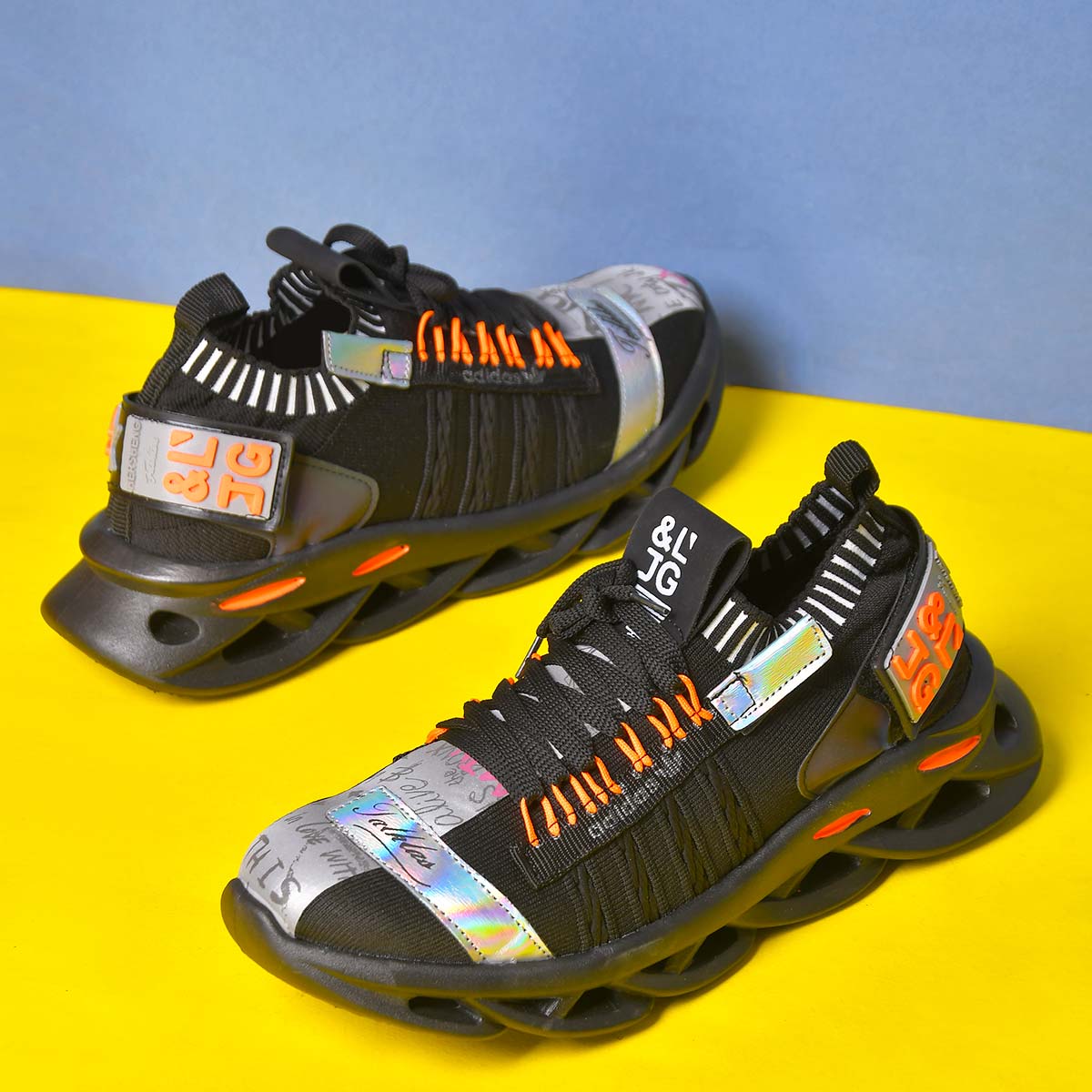 کفش مردانه adidas مدل Aryamanesh