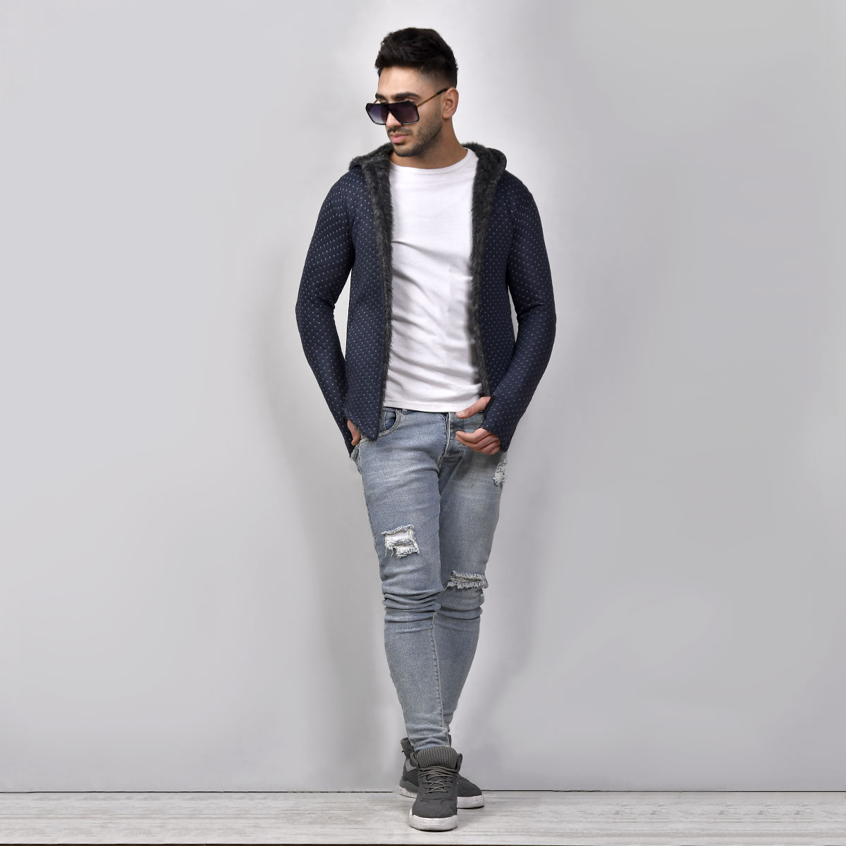 هودی مردانه مدل arad رنگ سرمه ای