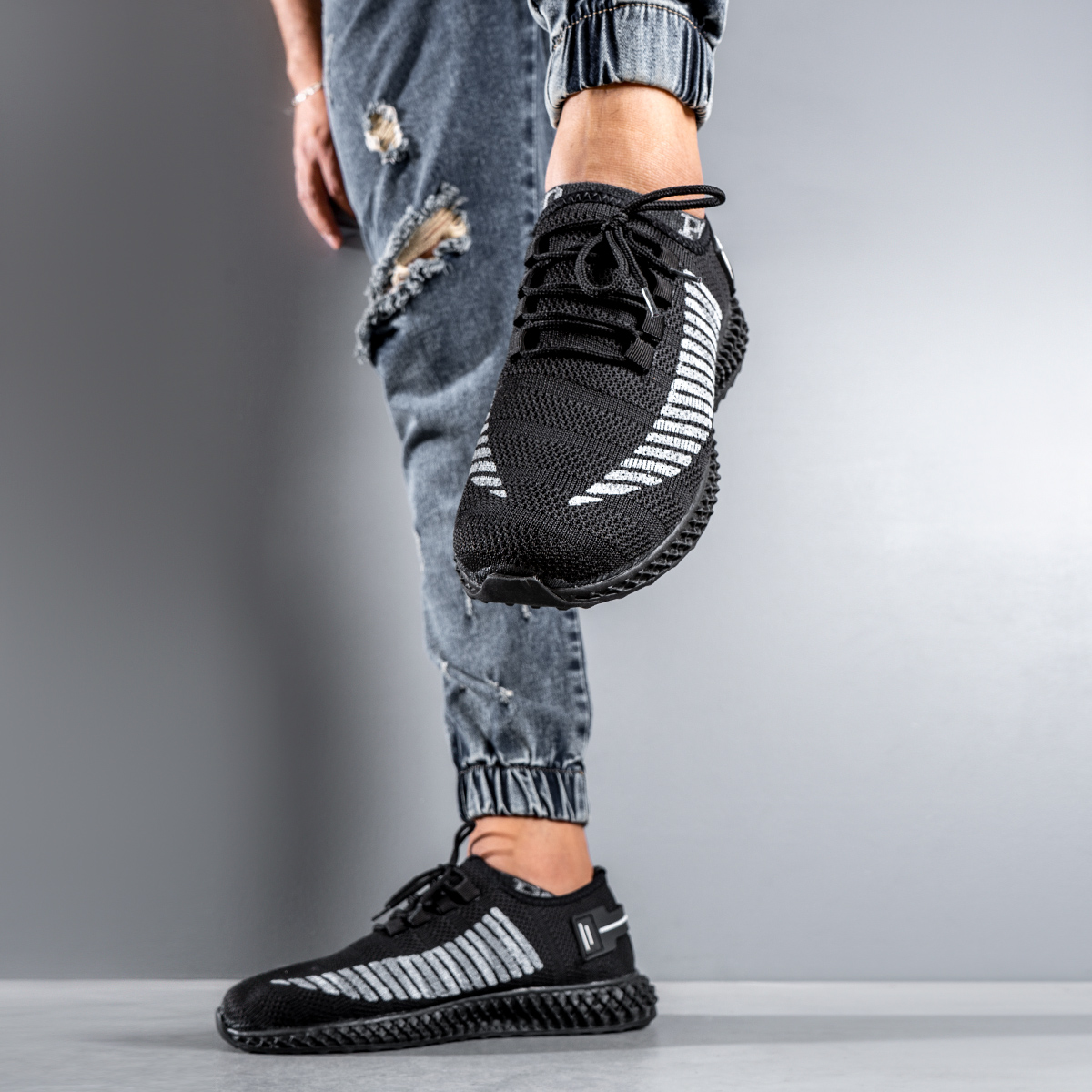 کفش ورزشی آف وایت مردانه مشکی مدل Elio