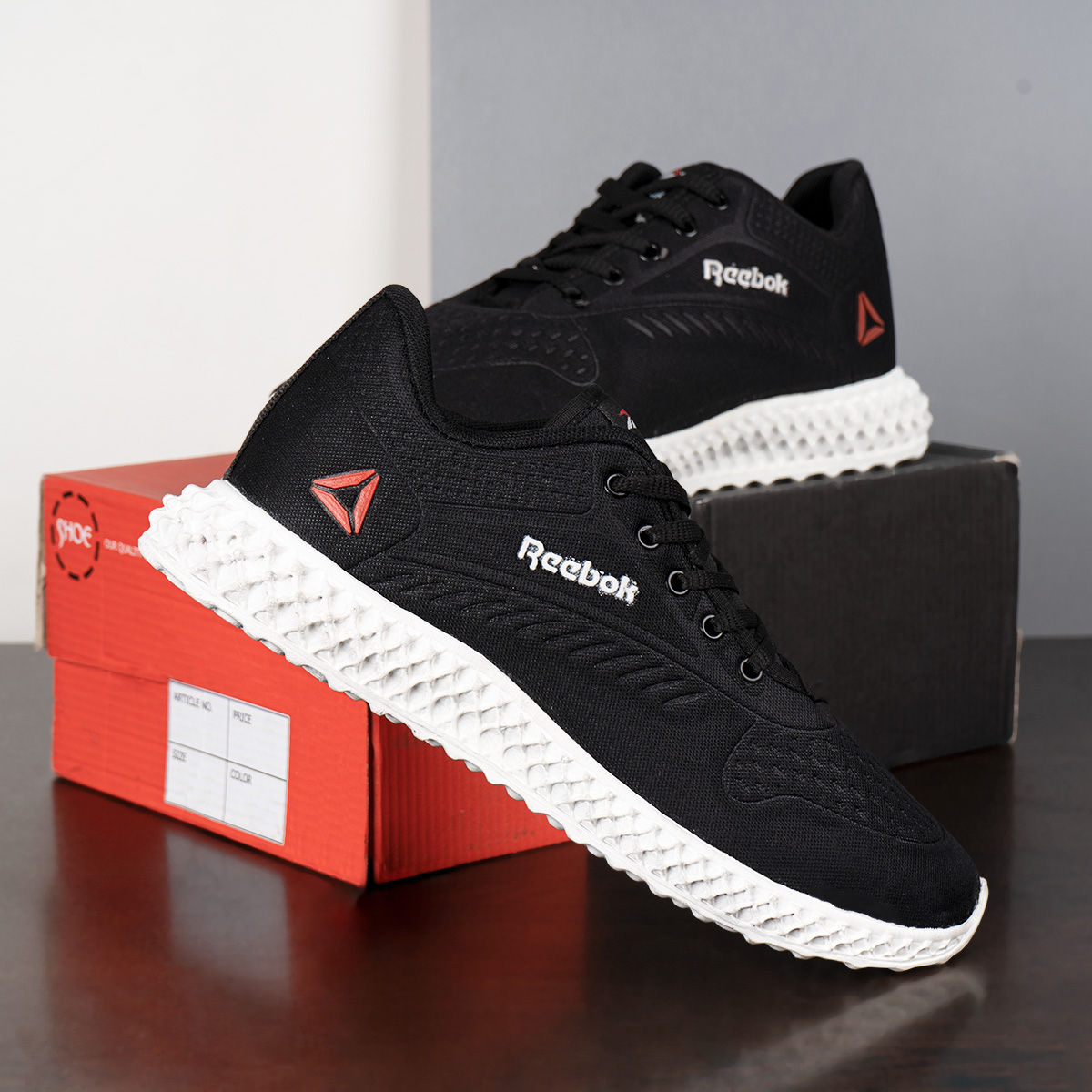 کفش مردانه ریبوک زیره سفید مدل Tor(T)