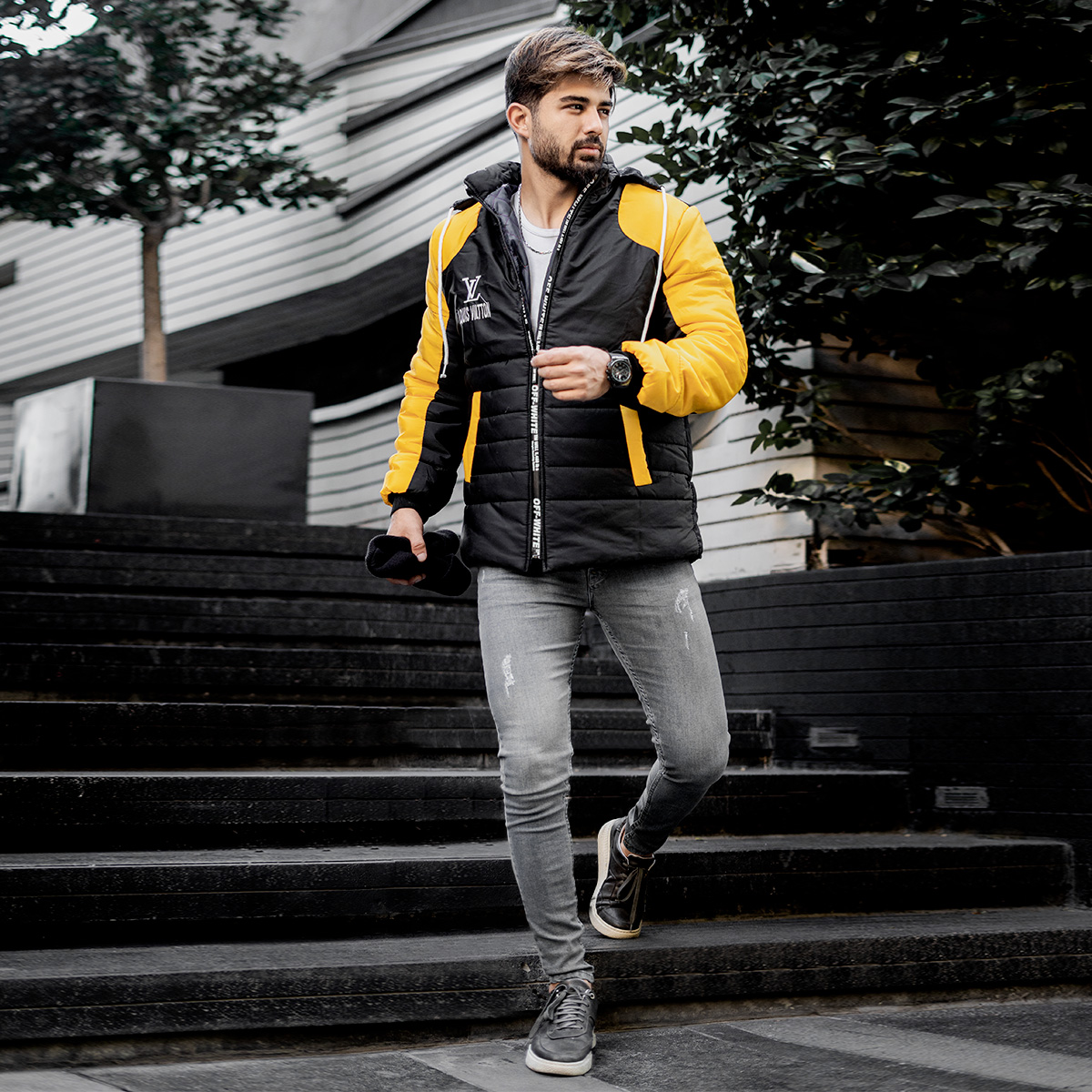 کاپشن مردانه مشکی زردمدل LV