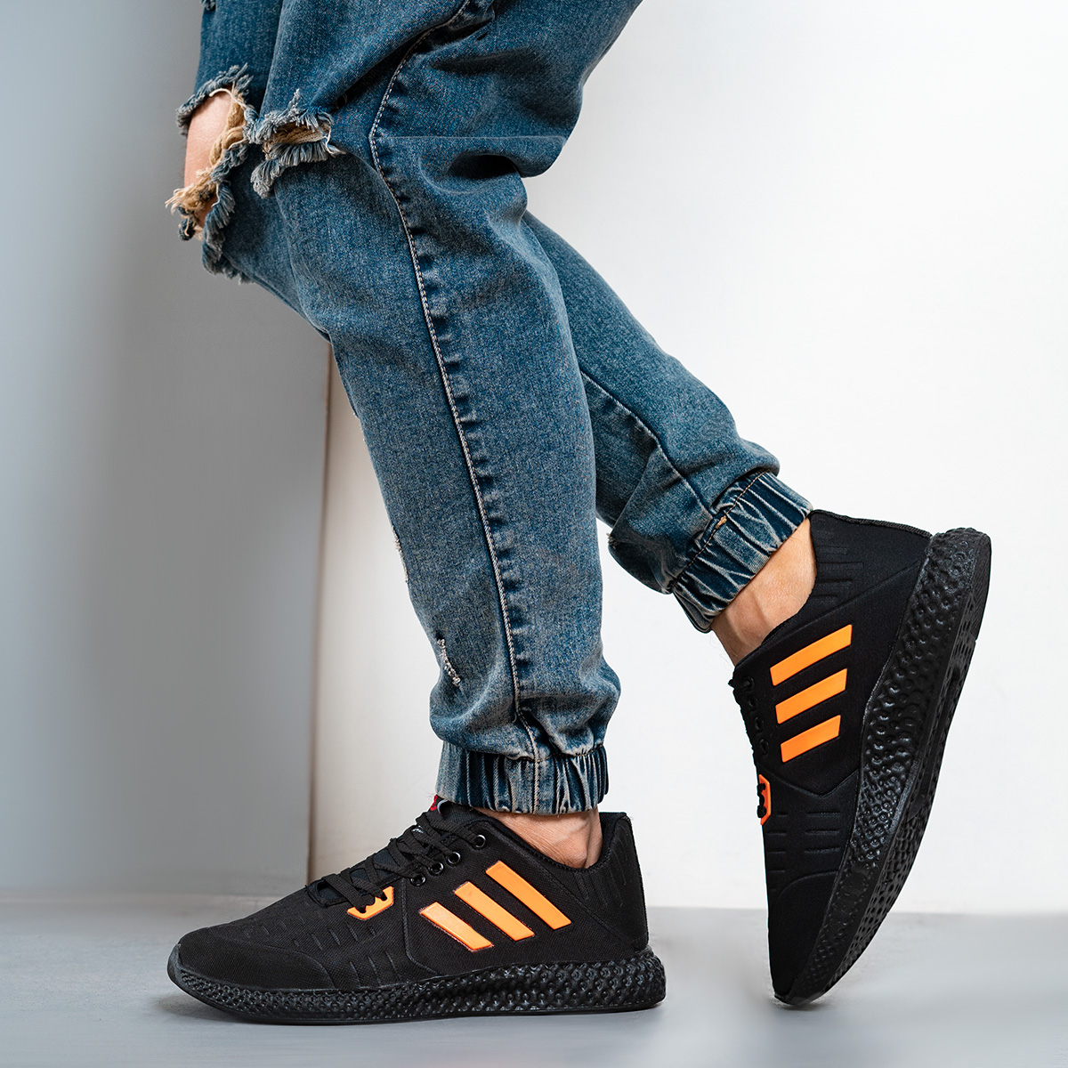 کفش مردانه سه خط نارنجی مدل (T)dayan