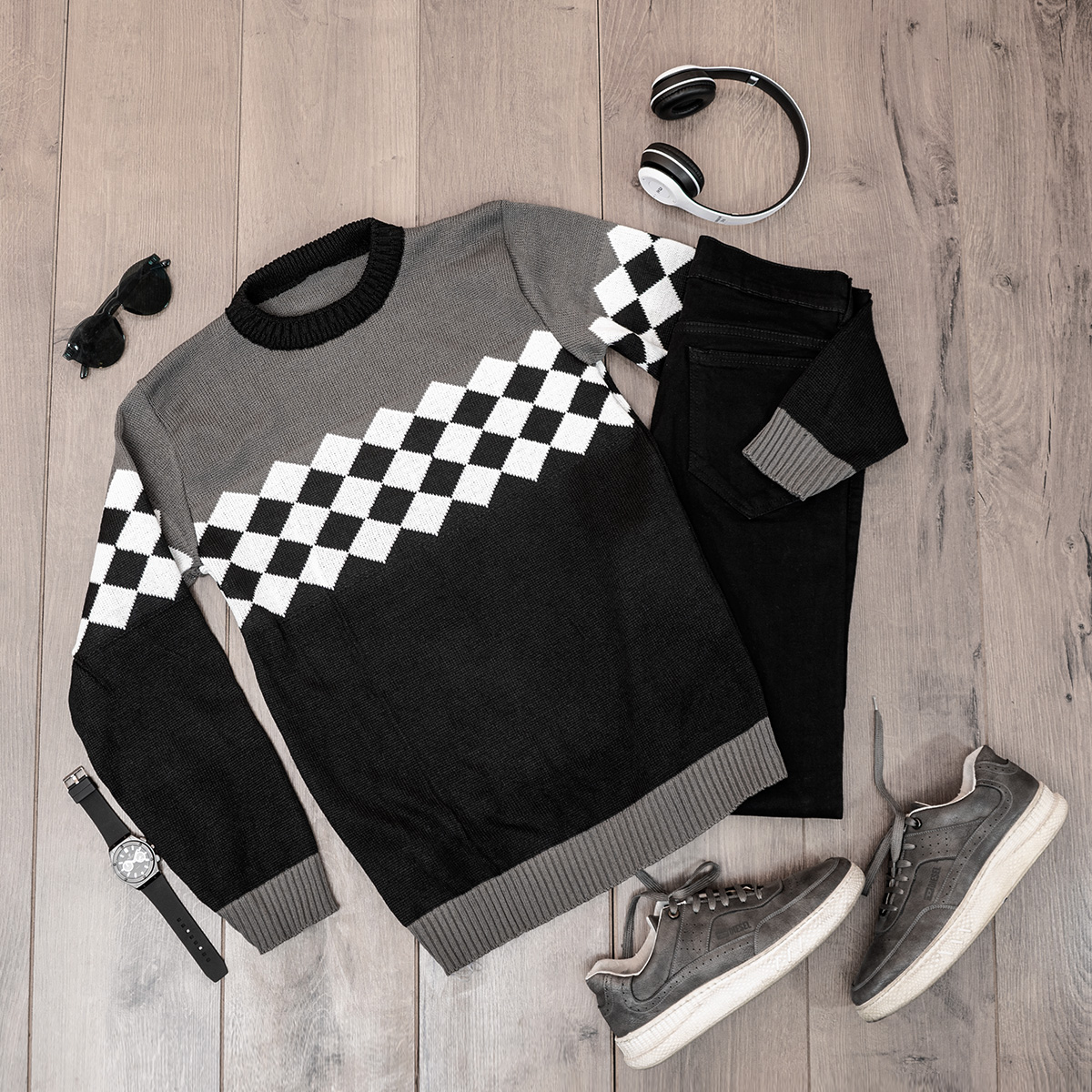 پلیور ژاکارد مشکی سفید مردانه مدل Mehrdad