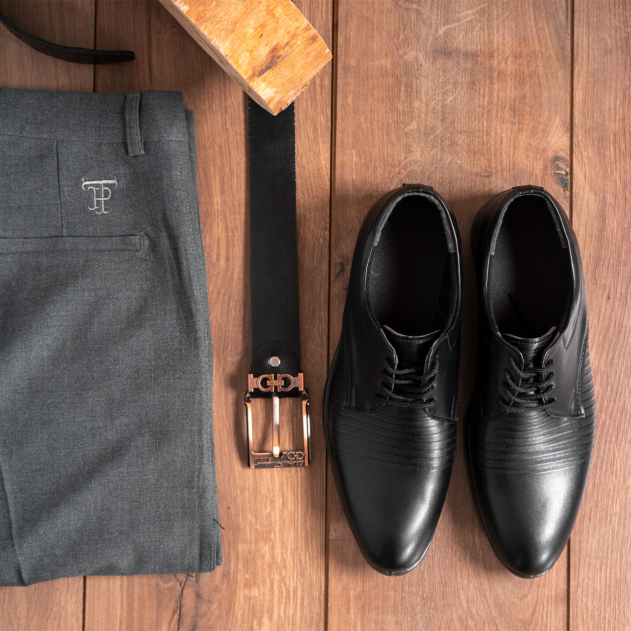 کفش مردانه رسمی ساده خطی مدل 62