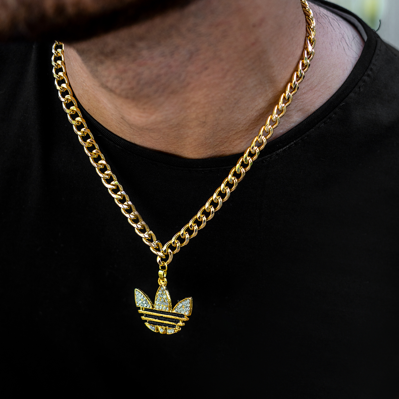 گردنبند آویز دار آدیداس طلایی مردانه مدل A40