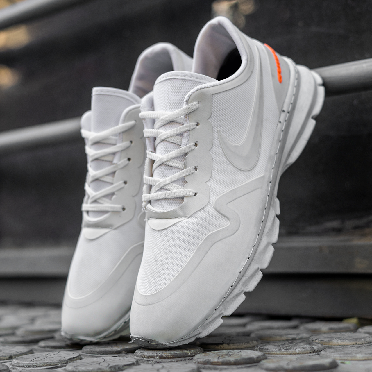 کفش ورزشی نایک سفید(T) مردانه مدل hotan