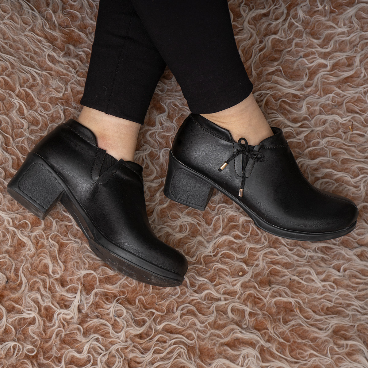 کفش زنانه بندی مشکی مدل Behnaz