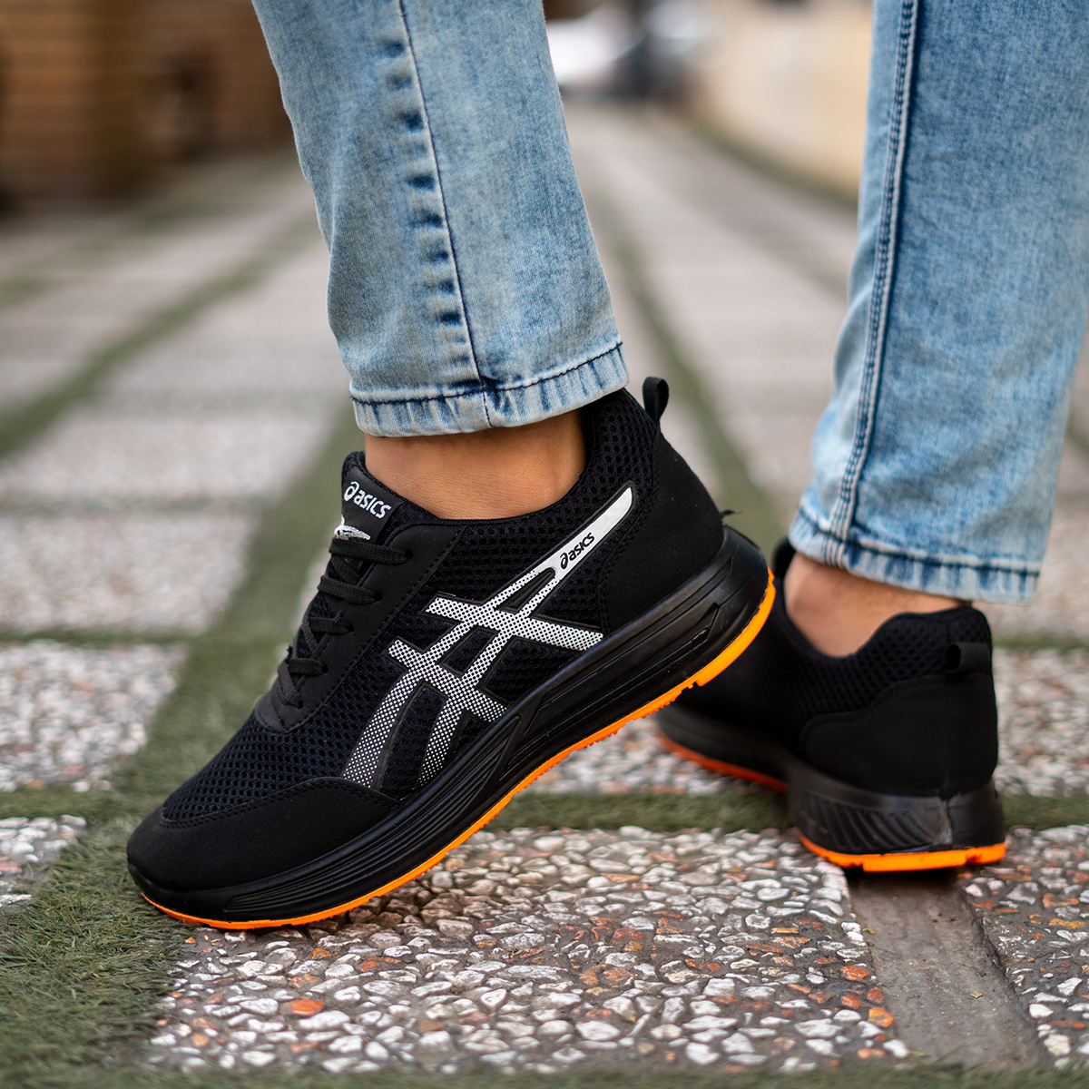 کفش ورزشی Asics مشکی نارنجی مردانه مدل BARZIN