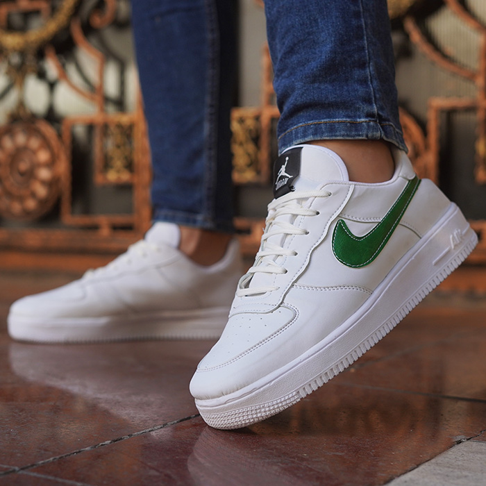 کفش Air Jordan مردانه سفید سبز مدل Raya