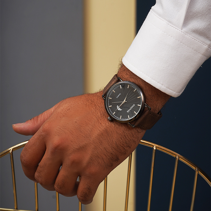 ساعت مچی قهوه ای empower مدل EM40