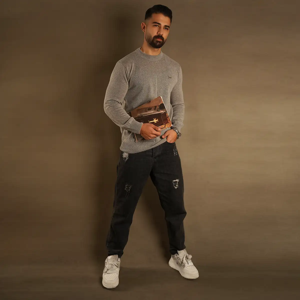 پلیور یقه گرد پوما خاکی مدل Danyal