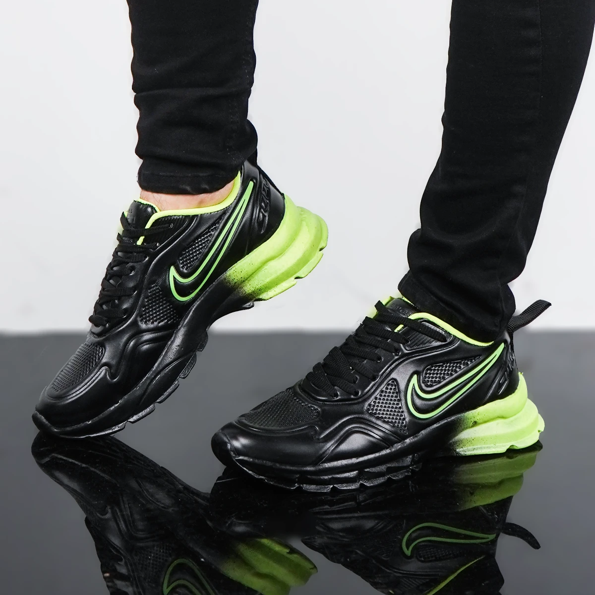 کفش ورزشی مردانه مشکی سبز مدل Arona