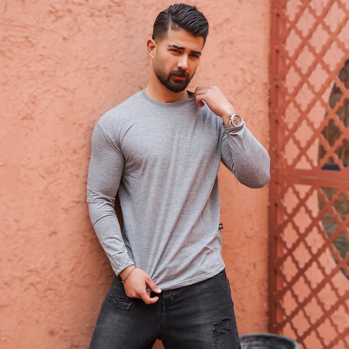 تیشرت آستین بلند طوسی مردانه مدل Vala