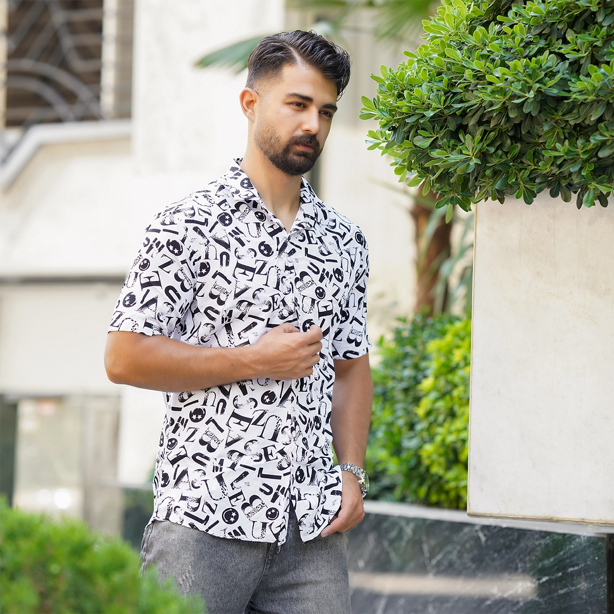 پیراهن هاوایی طرح حروف مردانه مدل W20