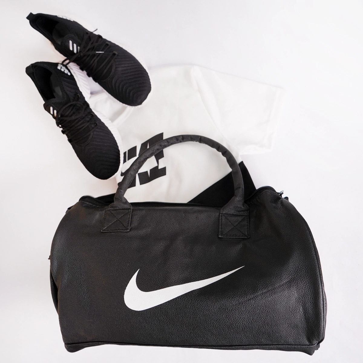 کیف ورزشی نایک مشکی مدل Jobin