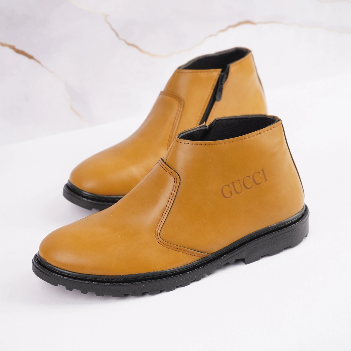 نیم بوت مردانه گوچی کرم مدل SAMI