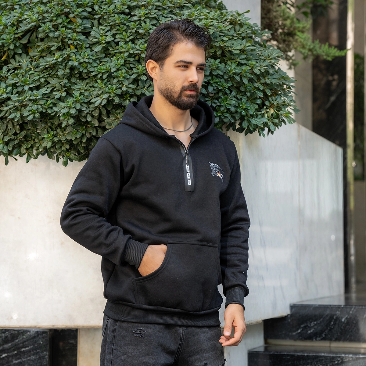 هودی مردانه مشکی مدل Vahid