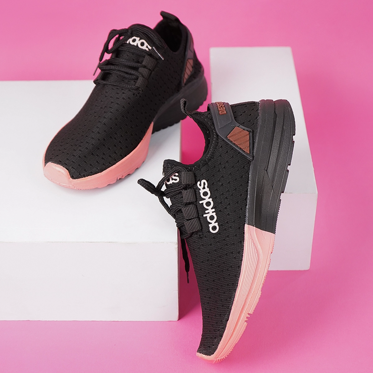 کفش ورزشی زنانه مشکی صورتی مدل Rima