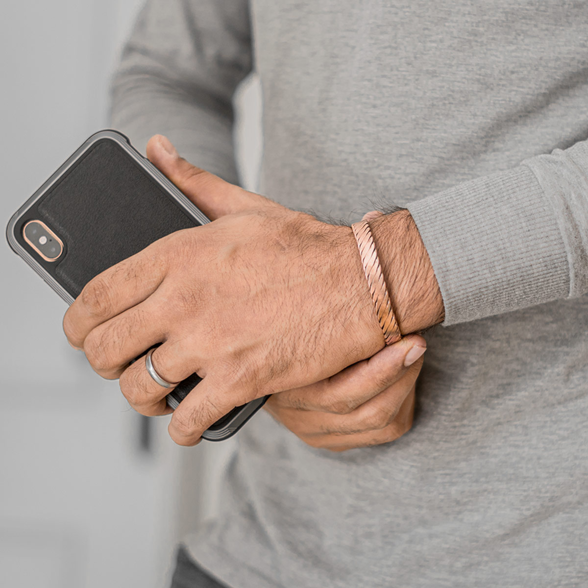 دستبند مسی مردانه مدل Farzan